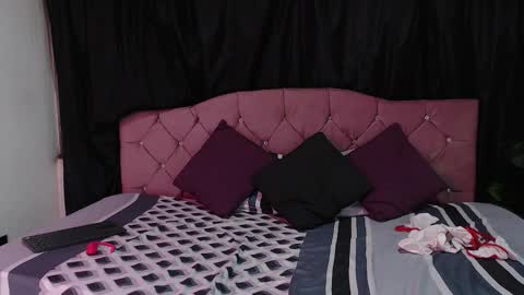 Snapshot of cataleya_divine chatting on September 2025 11:04:02 AM Cata Prins online show from September 2025 11:04:02 AM