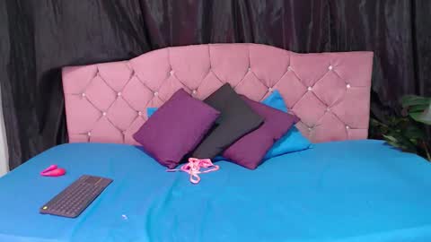 Snapshot of cataleya_divine chatting on October 2025 11:06:01 AM Cata Prins online show from October 2025 11:06:01 AM