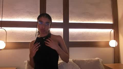 Cataleya online show from November 2025 08:43:01 PM