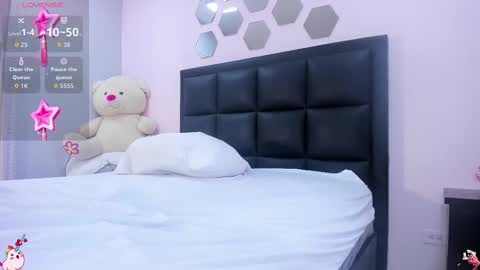 catalina_jonex online show from September 2025 07:51:02 PM