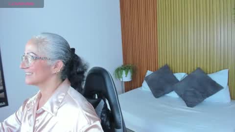 C A T A L I N A online show from June 2026 06:56:02 PM