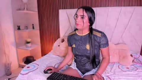 catalleya_f online show from July 2026 08:37:01 PM