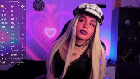 Cat  online show from February 2025 08:37:01 PM