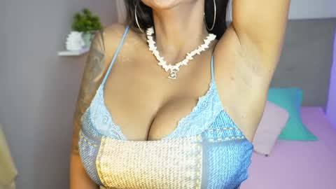 Caterine Zapata  online show from December 2024 09:06:02 AM