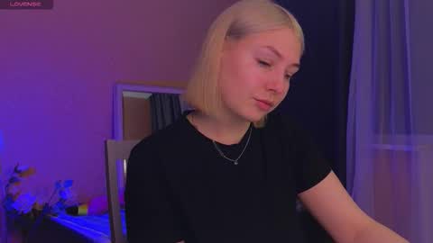 Snapshot of catherine_river chatting on January 2026 01:37:02 PM Catherine online show from January 2026 01:37:02 PM