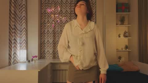 Kate online show from March 2026 04:02:02 PM