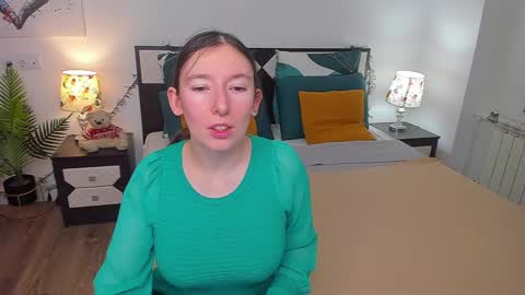 Catrin online show from March 2025 10:03:02 AM