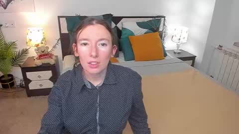 Catrin online show from September 2025 01:08:02 AM