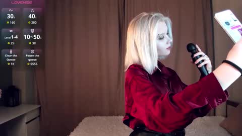 Mia online show from March 2026 11:04:01 AM