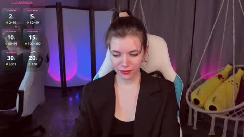 Snapshot of cathybarnes chatting on November 2025 04:44:02 AM cathybarnes online show from November 2025 04:44:02 AM