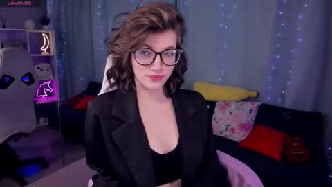 Snapshot of cathybarnes chatting on December 2025 05:13:01 AM cathybarnes online show from December 2025 05:13:01 AM