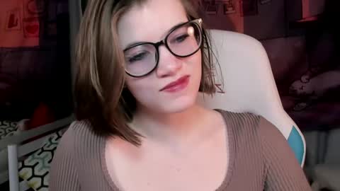 Snapshot of cathybarnes chatting on May 2026 05:48:01 AM cathybarnes online show from May 2026 05:48:01 AM