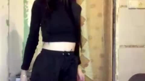 Lola online show from October 2025 09:24:02 PM