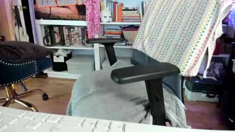 some call me djcatnips some call me CC but i love it when you call me miss catnips  online show from June 2026 05:37:02 PM