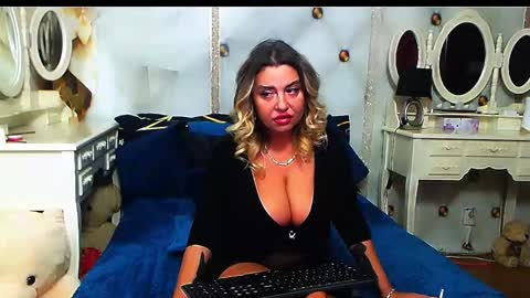 Snapshot of catpussy4 chatting on November 2025 06:24:02 AM lauren online show from November 2025 06:24:02 AM