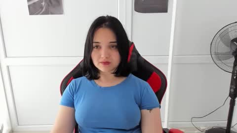 Snapshot of catrine_cute chatting on June 2026 06:52:02 AM Catrine online show from June 2026 06:52:02 AM