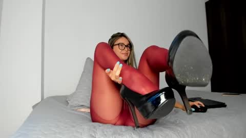 Catta  online show from April 2026 11:05:02 PM