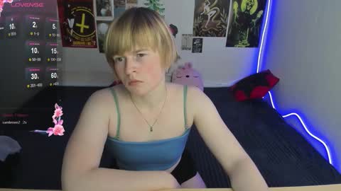 cattie_w_ online show from February 2026 01:10:02 AM