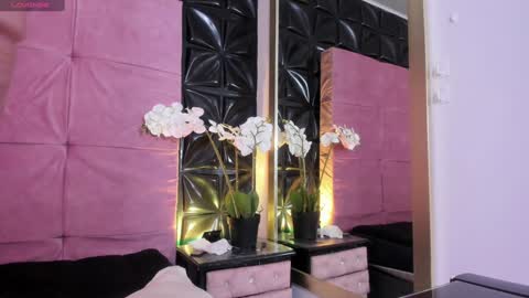 Cattleya  online show from January 2025 05:19:01 PM
