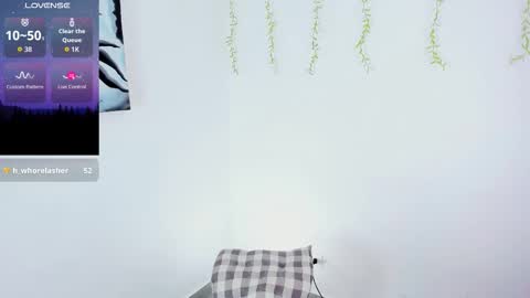 Snapshot of cattnamy chatting on September 2025 01:58:01 PM CattNamy online show from September 2025 01:58:01 PM