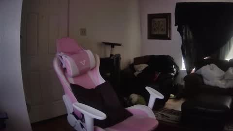 Snapshot of cattywompiscreations chatting on December 2024 02:37:01 PM zatbabydaddy online show from December 2024 02:37:01 PM