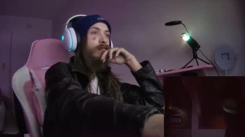 Snapshot of cattywompiscreations chatting on January 2025 02:54:01 AM zatbabydaddy online show from January 2025 02:54:01 AM