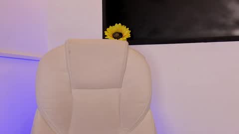 Snapshot of cayetana_01 chatting on June 2026 07:19:01 PM cayetana online show from June 2026 07:19:01 PM