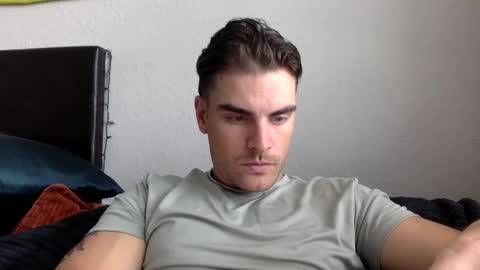 Rivs online show from January 2025 04:19:01 PM