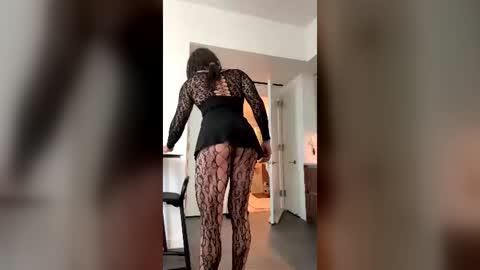 Naomi online show from July 2026 10:45:01 PM
