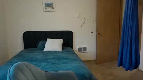 Cecilee Sohless  online show from January 2026 07:06:02 PM