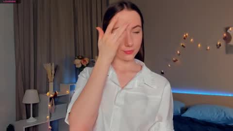 Josie Manesi online show from March 2025 02:04:02 AM