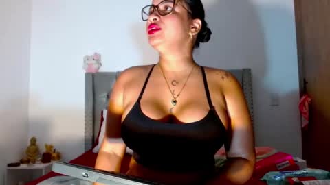 celeneortiiz online show from July 2026 09:00:01 AM