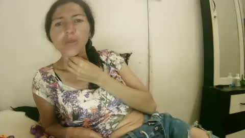 celeste198694 online show from November 2025 04:42:01 PM