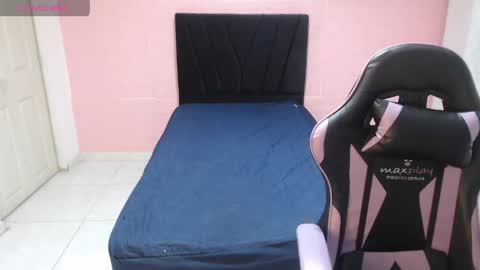 Snapshot of celeste817631 chatting on May 2026 04:04:02 PM celeste817631 online show from May 2026 04:04:02 PM