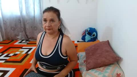 Celeste Ortega  online show from November 2025 07:25:01 PM