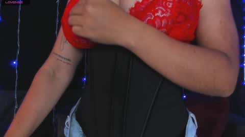 Snapshot of celeste_rodriguez_ chatting on December 2024 10:37:01 PM online show from December 2024 10:37:01 PM