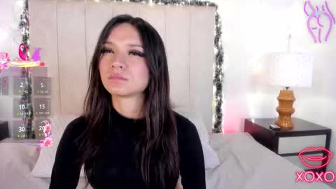 Lauren online show from December 2025 08:16:02 PM