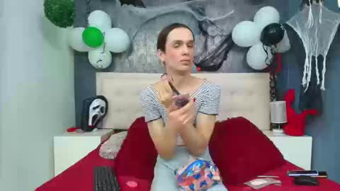 Snapshot of celestial_queen_ chatting on October 2025 02:30:01 PM Celestial online show from October 2025 02:30:01 PM