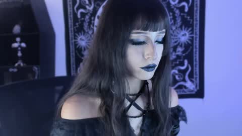   online show from May 2026 02:28:01 AM