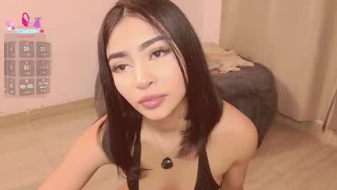 Snapshot of celine_golden chatting on July 2026 06:04:02 AM CELINE online show from July 2026 06:04:02 AM