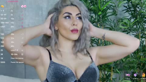 Snapshot of celinemeyerr chatting on January 2025 06:43:02 AM CelineMeyer online show from January 2025 06:43:02 AM