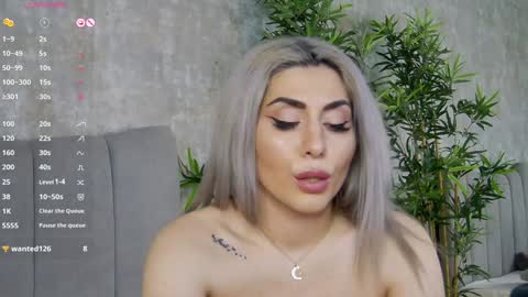 Snapshot of celinemeyerr chatting on January 2025 09:57:01 AM CelineMeyer online show from January 2025 09:57:01 AM