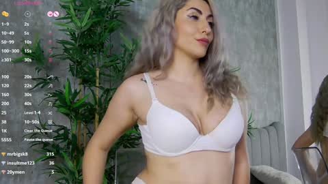 Snapshot of celinemeyerr chatting on February 2025 01:22:02 PM CelineMeyer online show from February 2025 01:22:02 PM