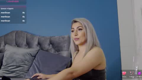 Snapshot of celinemeyerr chatting on September 2025 04:37:02 AM CelineMeyer online show from September 2025 04:37:02 AM