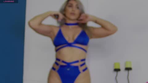 Snapshot of celinemeyerr chatting on September 2025 04:27:01 AM CelineMeyer online show from September 2025 04:27:01 AM