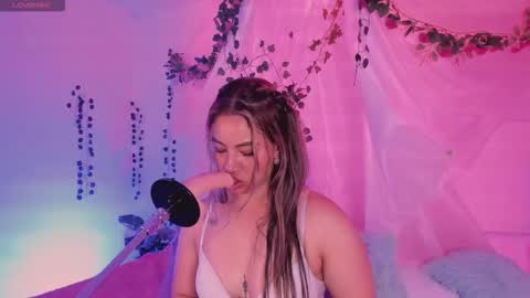 Hello guys my name is Sofi and Lizzie and  Vanessa online show from November 2025 03:16:02 AM