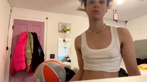 Snapshot of ceoglo chatting on February 2025 09:48:02 PM ceoglo online show from February 2025 09:48:02 PM