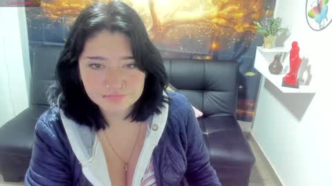 Snapshot of cerecita_02 chatting on December 2024 12:38:01 PM Cerecita online show from December 2024 12:38:01 PM