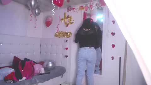 Snapshot of cerecita_02 chatting on February 2025 06:40:01 PM Cerecita online show from February 2025 06:40:01 PM