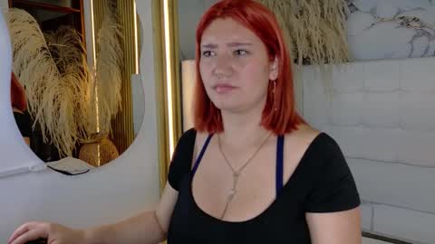 Snapshot of cerecita_02 chatting on October 2025 11:54:02 AM Cerecita online show from October 2025 11:54:02 AM